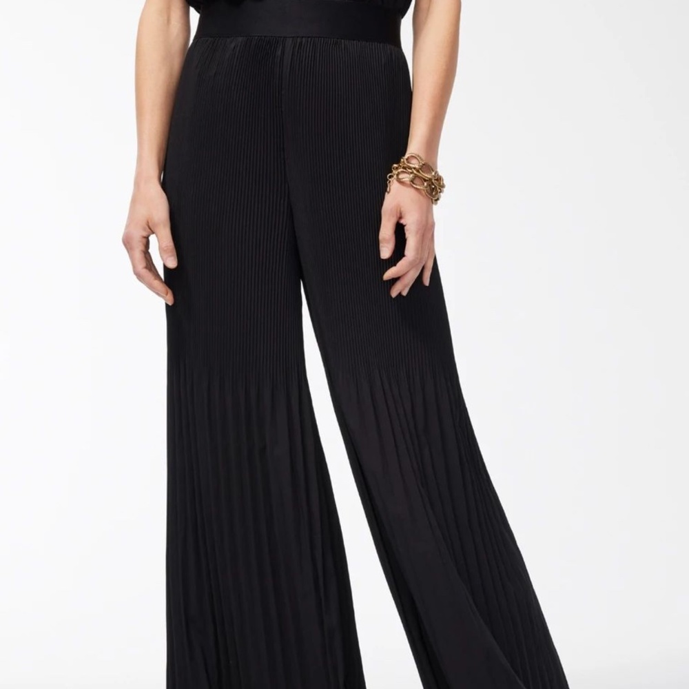 NWOT Chico's Black Label Release Pleat Flare Pant - Large